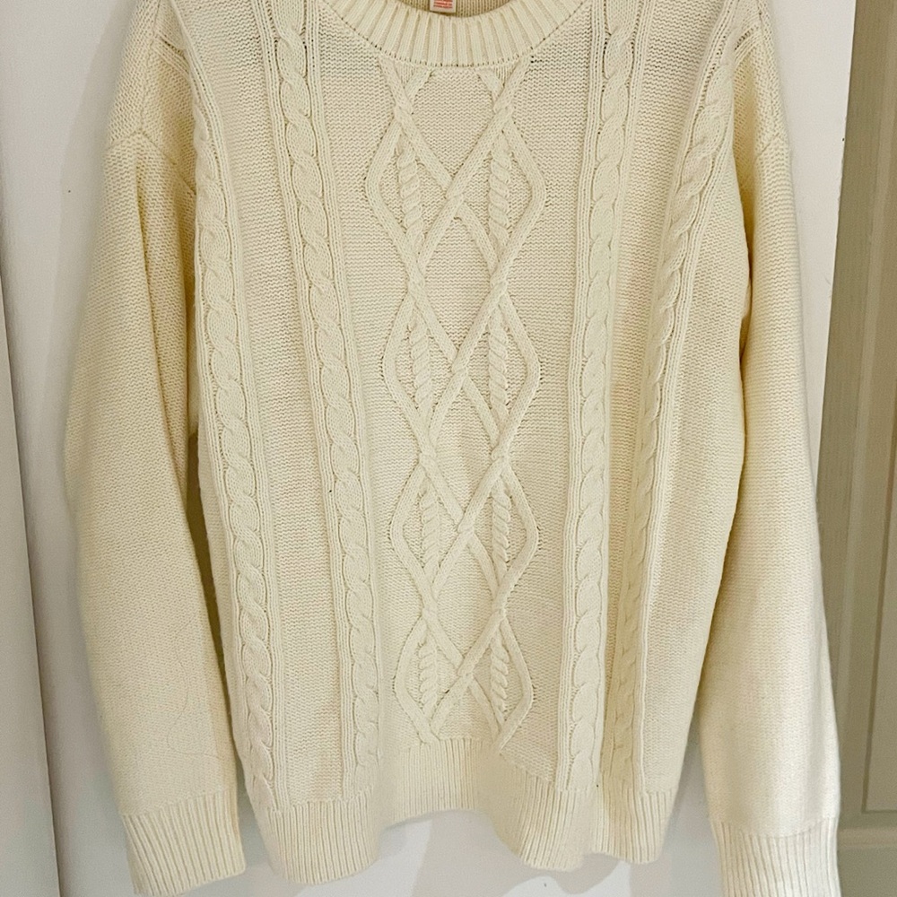 Women's Cream Cable Knit Sweater